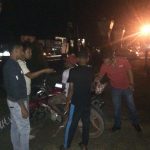 Satuan Narkoba Polres Aimas saat melakukan Razia. Sabtu (09/09/17) malam.