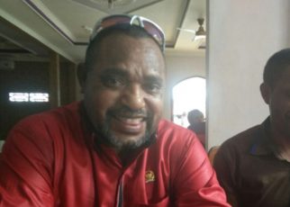 Djimi Demianus Idjie, Anggota DPR RI asal Papua Barat.