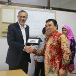 Moazzam Malik, Duta Besar Inggris saat berkunjung ke Indonesia