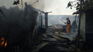 Kompor Meledak, 10 Rumah Ludes Terbakar