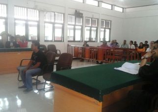 Moh Iqbal saat memberikan kesaksian dalam persidangan pemilik CT di Pengadilan Negeri kelas IIb Sorong