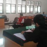 Terdakwa Wino saat memberikan keterangan di ruang sidang utama Pengadilan Negeri kelas Ib Sorong