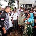 AHY saat disambut warga Banten yang mengalami korban gempa bumi di Lebak Banten