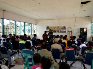 Antusias Warga Kampung Sailala Mengikuti Penyuluhan Bela Negara