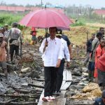 Presiden Jokowi saat meninjau lokasi di Kompleks Victrory Pante