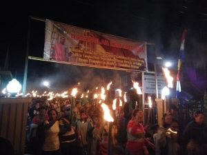 Ratusan Jemaat Gereja Sambut Fajar Paskah