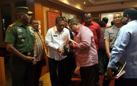 Pertemuan Tim Rekonsiliasi bersama Forkompimda Papua Barat, Bupati Maybrat dengan Mendagri di Jakarta, Rabu (25/4/2018)