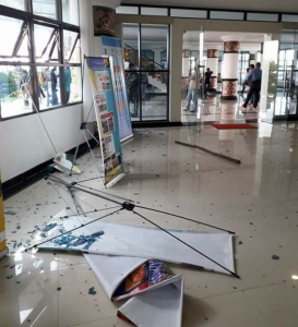 Gubernur PB Serahkan Kasus Pengrusakan Kantor Pemerintahan ke Polisi