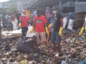 KPL Kembali Bersihkan Sampah di Malawei