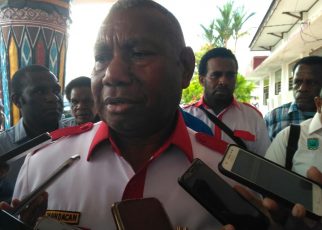 Dominggus Mandacan, Gubernur Papua Barat