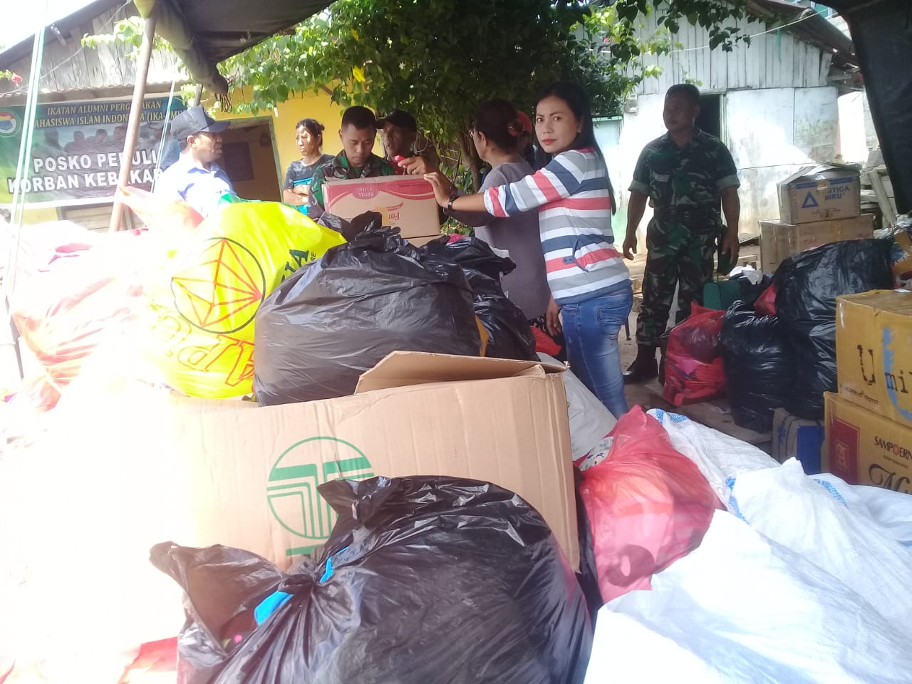 Posko Bantuan Kebakaran di Jl Bubara, Kelurahan Klaligi, Kota Sorong