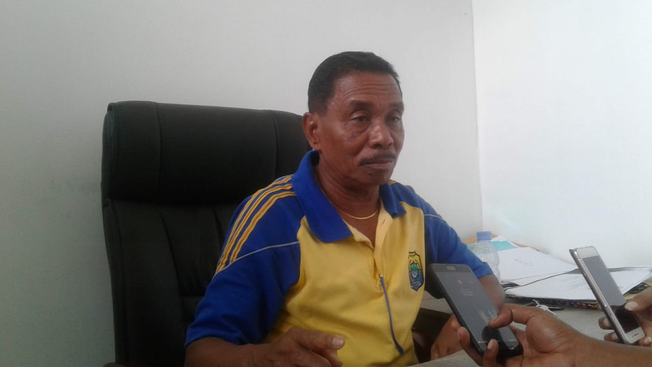 Agustinus Lewerissa, Kepala Dinas Pendidikan Kabupaten Tambrauw/(foto: Trisatrisnah)