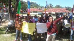 Mahasiswa UNG Asal Tambrauw Demo Minta Bayar Uang Kuliah
