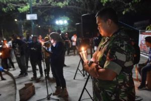 Wartawan se Sorong Raya Gelar 1000 Lilin Dari Sorong Untuk Sulteng