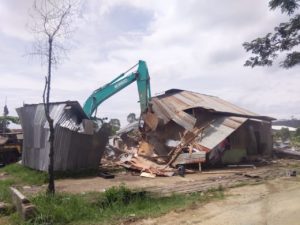 Pengadilan Negeri Sorong Eksekusi Delapan Bangunan Belakang Mega Mall