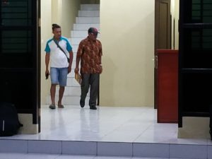 Usai Diperiksa KPK, Bupati Pegaf Yosias Saroi Akhirnya Buka Suara