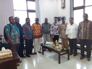 Warinussy Soroti Gedung MRPB Yang Belum Parmenen