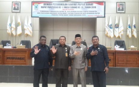 Pimpinan dan Anggota Fraksi NasDem DPR Papua Barat