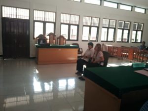 Ibu dan Anak Pelaku Pengeroyokan Harus Menjalani Hari di Penjara