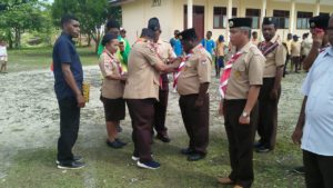 Paskalis Kocu Lantik Ketua Kwarcab SLTP Negeri 1 Ayamaru Utara