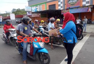 PWI PB Dan FJPI Manokwari Turun ke Jalan Galang Dana Untuk Sentani