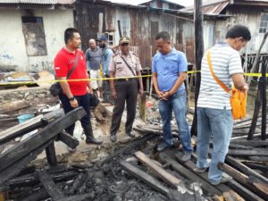 Polres Sorong Kota Olah TKP di Lokasi Kebakaran