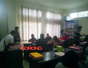 Aniaya Anak Dibawah Umur, Caleg Golkar Kota Sorong Dilimpahkan ke Kejari