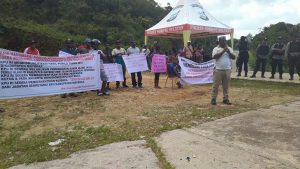 Tuding Manipulasi Suara, Puluhan Massa Bertandang ke KPU Maybrat