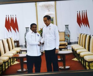 Temui Presiden Jokowi, Ini Harapan Marinus Bonepai Untuk Papua Barat