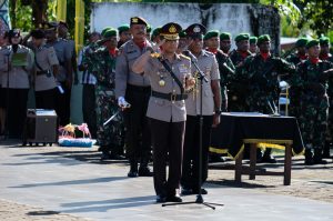 Kenang Jasa Pahlawan, Kapolda Herry Nahak Pimpin Upacara Ziarah di TMP