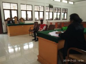 Kuasai Sebungkus Plastik Ganja, Pirang Dituntut 5,4 Tahun Penjara