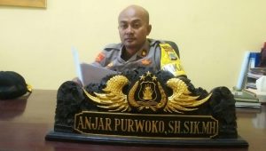 Diduga Lakukan Pungli, Jabatan Oknum Kepala Distrik di Raja Ampat Terancam Dicopot