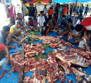Semangat Kurban, Masjid Baitul Makmur KKC Sembelih 10 Ekor Sapi dan 1 Kambing
