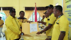 Gandeng Hasan Makasar Kembalikan Berkas Ke Partai Golkar, Ini Pernyataan Manuel Urbinas