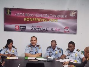 Imigrasi Manokwari Tetap Melayani Pembuatan Paspor di Hari Libur
