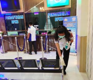 Cegah Corona, Ruang Layanan BPKB Polda PB Disemprot Disinfektan