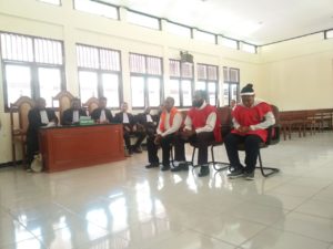 Eksepsi Tim Penasihat Hukum Terdakwa, Dakwaan JPU Kabur