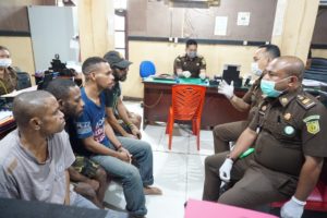 11 Tersangka Dugaan Makar Untuk Sementara Ditahan Di Sel Polres Sorkot
