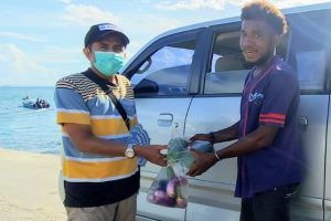 Bantu Warga, MDMC Kota Sorong Bagi Hasil Tani
