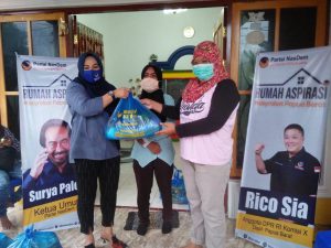 Anggota DPR RI Bagikan Sembako Untuk Wartawan
