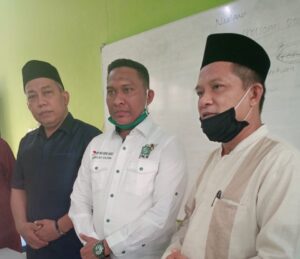 Anggota DPR Papua Barat Dari PKB Serahkan Kontribusi Ke Nahdlatul Ulama