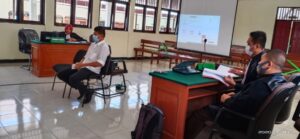 Diduga Tak Memiliki Izin Angkut Kayu, Felix Wiliyanto Dituntut 2,6 Tahun Penjara