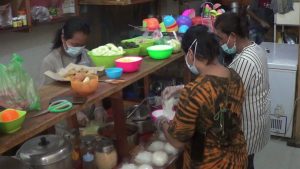 Rumah Makan Sari Nanana Sediakan Soto Gratis Bagi Warga Isoman
