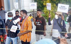 Amicus Curiae : Majelis Hakim PTUN Jayapura Wajib Memerhatikan Sikap Masyarakat