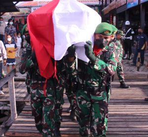 Miskel Rumbiak, Korban Penembakan Teroris Dimakamkan di Raja Ampat