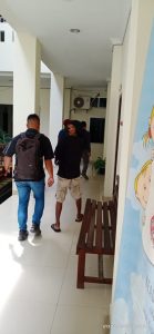 Tersangka Penganiaya Frins Sewa Yang Sempat Kabur Dilimpahkan ke Kejari Sorong