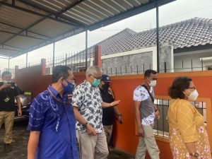 Tim Pengacara Paulus Tambing Desak Kejari Sorong Panggil Selvi Wanma