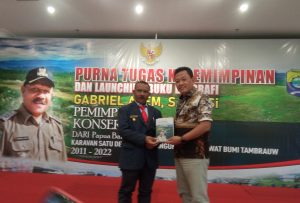 Purna Tugas Kepemimpinan dan Launching Buku Biografi Bupati Tambrauw, Gabriel Asem