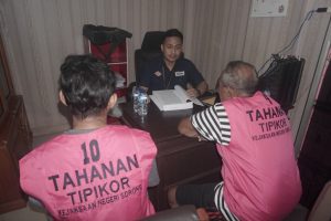 Di Duga Korupsi Dana Desa, Kepala Kampung dan Bendaharanya Diproses Hukum