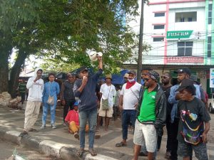 14 Kali Demo Wali Kota dan Ketua DPRD Sorong Tidak Hadir